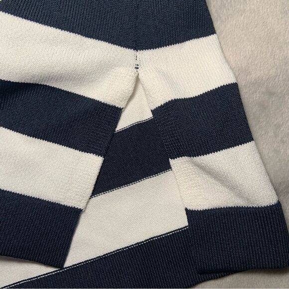 Amina Rubinacci striped navy (almost black) & white tank Top in Sz 44 - Picture 4 of 10